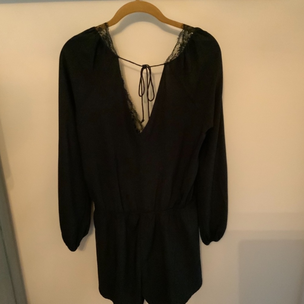 Express Romper - Picture 2 of 3